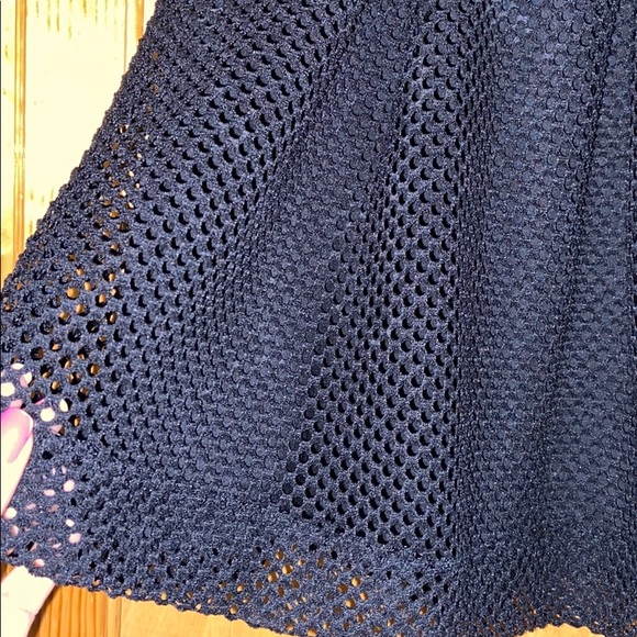 3/$20 🛍 Banana Republic skirt - Picture 2 of 6